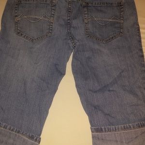 MOSSIMO Supply Co. Womens Capri Jeans